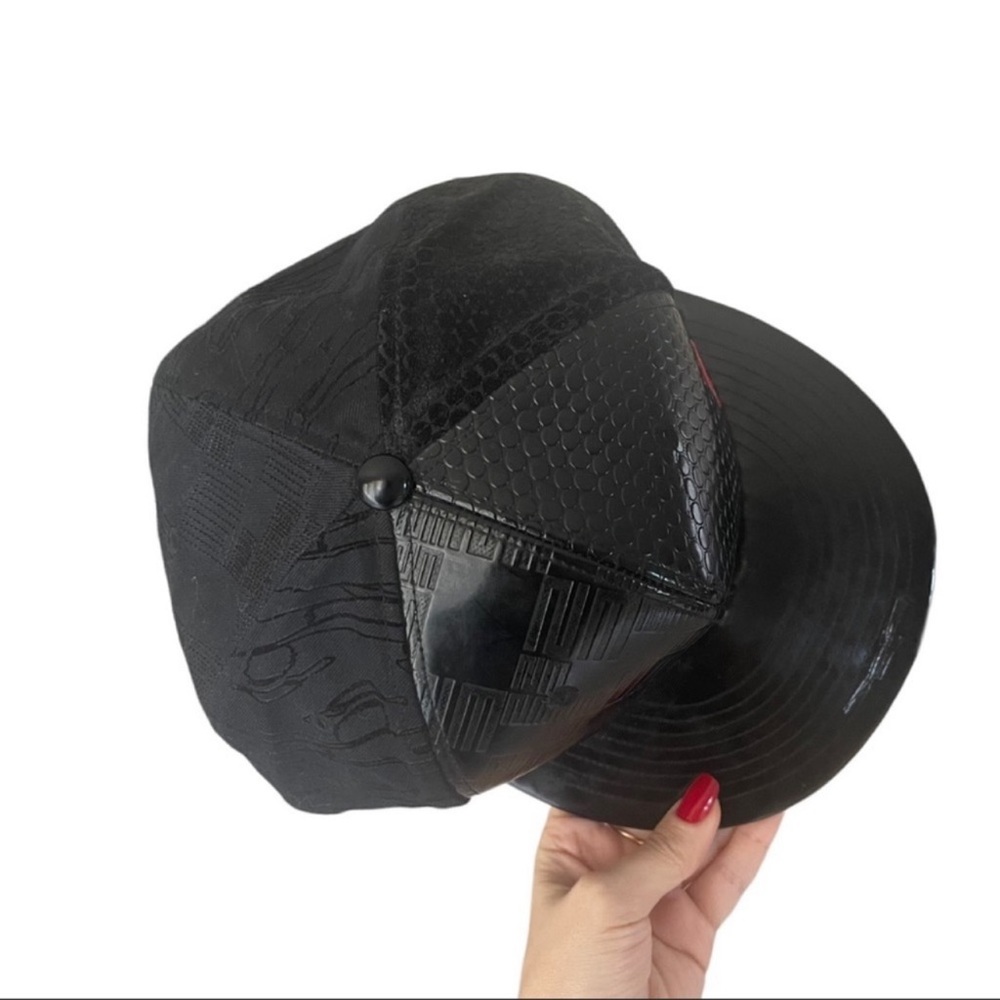RARE JORDAN Retro OG Jumpman Fitted Hat 1985 2008 Black 7-5/8 - Picture 3 of 9